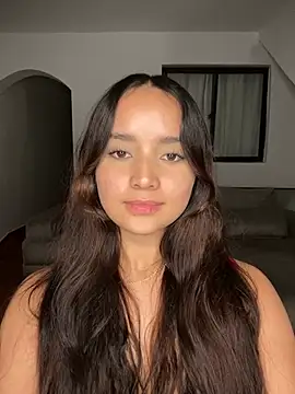 MollySanders    online show from December 13, 2024, 2:21 am