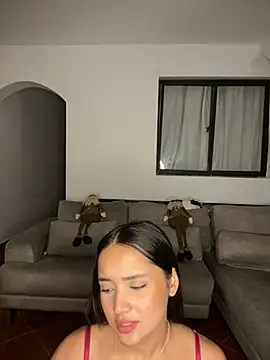 MollySanders    online show from December 14, 2024, 11:12 pm