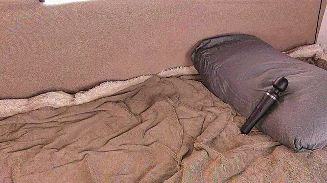 VelvetAnna online show from March 3, 2026, 2:12 pm