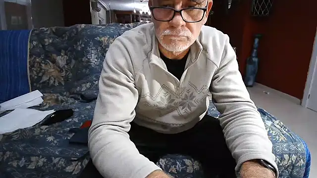 Snapshot of maduroguapo chatting on January 7, 2025, 9:46 pm maduroguapo online show from January 7, 2025, 9:46 pm