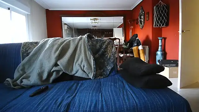 Snapshot of maduroguapo chatting on January 15, 2025, 4:32 pm maduroguapo online show from January 15, 2025, 4:32 pm