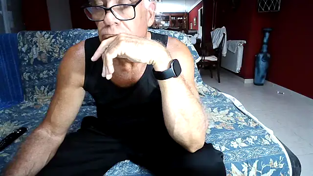 Snapshot of maduroguapo chatting on October 26, 2025, 9:31 pm maduroguapo online show from October 26, 2025, 9:31 pm