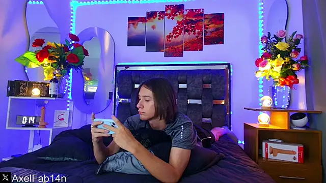 Alex and Fabian online show from February 17, 2025, 6:37 pm