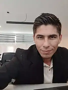 EddyMezo online show from June 9, 2026, 7:03 pm