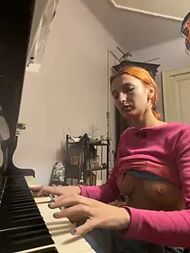 Snapshot of IngridMayer chatting on January 1, 2025, 5:55 pm IngridMayer online show from January 1, 2025, 5:55 pm