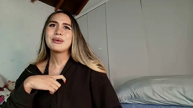 Snapshot of sahara_sweet00 chatting on December 18, 2024, 6:10 am sahara sweet00 online show from December 18, 2024, 6:10 am