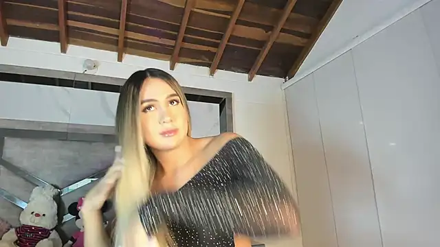 Snapshot of sahara_sweet00 chatting on September 18, 2025, 11:40 pm sahara sweet00 online show from September 18, 2025, 11:40 pm