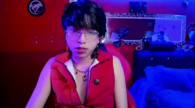 AnggelONfiree online show from December 7, 2024, 5:04 am