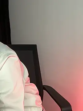 Isa bel online show from February 8, 2025, 4:03 am