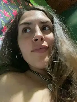 Snapshot of isadelasestrellas chatting on March 20, 2025, 6:53 pm isadelasestrellas online show from March 20, 2025, 6:53 pm