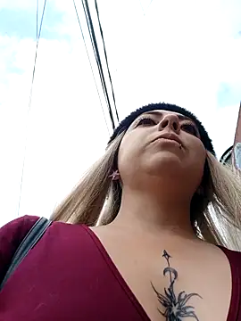 madelaine- online show from January 24, 2025, 7:39 pm