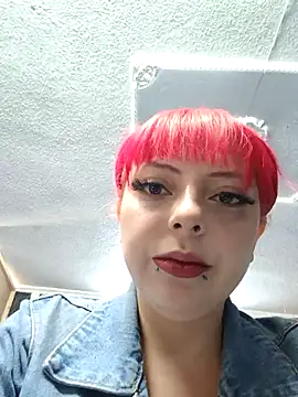 madelaine- online show from February 23, 2025, 6:01 pm