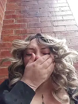 madelaine- online show from February 3, 2026, 5:40 pm