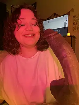 DaisyBooom online show from March 5, 2025, 7:06 pm