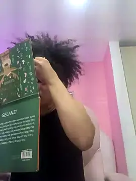 Snapshot of TwerkingAss chatting on January 24, 2025, 5:10 am TwerkingAss online show from January 24, 2025, 5:10 am