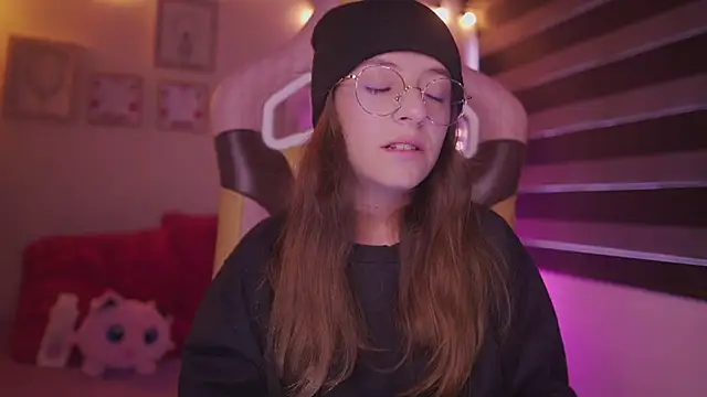 milly kenner online show from March 7, 2025, 7:05 pm