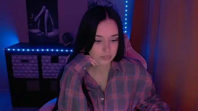 Snapshot of AlisaLink chatting on January 31, 2025, 5:42 pm AlisaLink online show from January 31, 2025, 5:42 pm