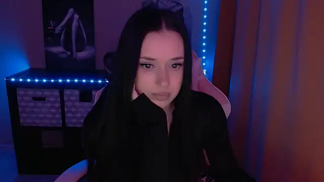 Snapshot of AlisaLink chatting on February 25, 2025, 6:20 pm AlisaLink online show from February 25, 2025, 6:20 pm