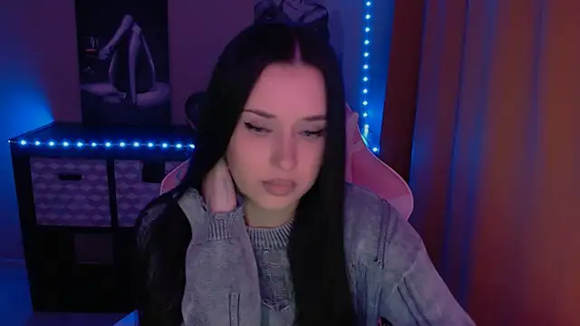 Snapshot of AlisaLink chatting on March 1, 2025, 6:03 am AlisaLink online show from March 1, 2025, 6:03 am