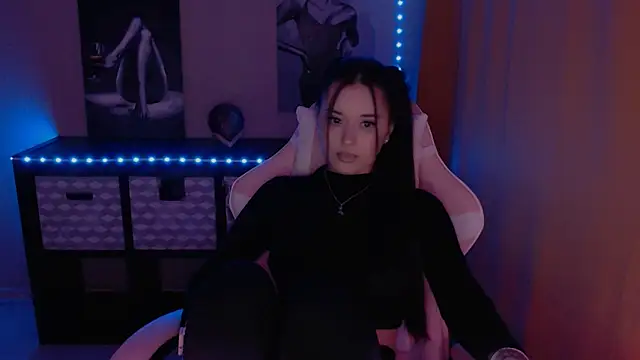 Snapshot of AlisaLink chatting on March 16, 2025, 6:55 pm AlisaLink online show from March 16, 2025, 6:55 pm