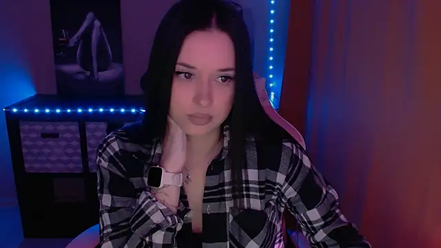 Snapshot of AlisaLink chatting on March 21, 2025, 3:24 pm AlisaLink online show from March 21, 2025, 3:24 pm