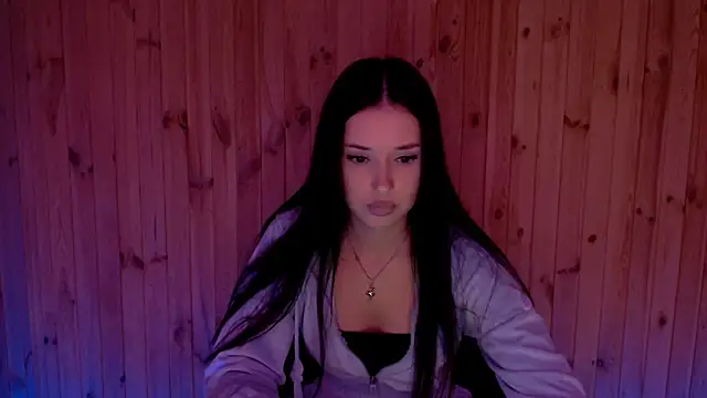 Snapshot of AlisaLink chatting on October 12, 2025, 4:17 pm AlisaLink online show from October 12, 2025, 4:17 pm