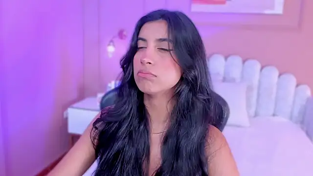 zia cooper online show from April 14, 2026, 7:31 pm