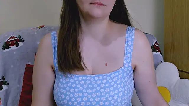 Snapshot of ChubbyMaia chatting on January 12, 2025, 3:03 pm ChubbyMaia online show from January 12, 2025, 3:03 pm