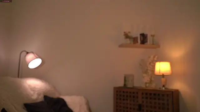 AudreyBarren online show from November 30, 2025, 4:16 am