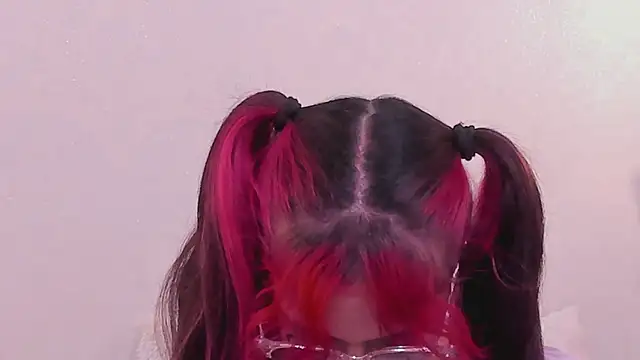 RedMeloddy online show from March 18, 2025, 7:31 pm