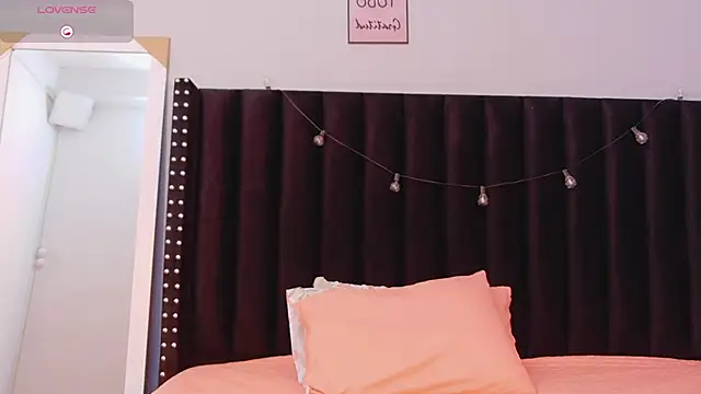 littleebonymommy online show from September 24, 2025, 8:45 pm