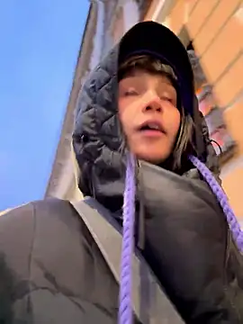 bigbabykiki online show from December 2, 2024, 6:09 am