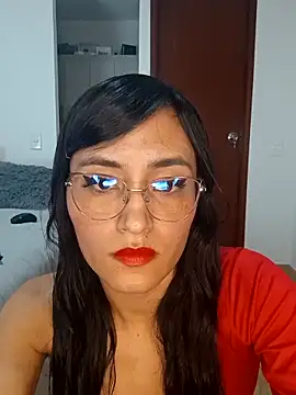 SophieBaker   online show from March 5, 2025, 2:46 am