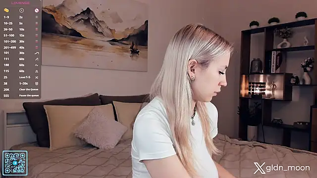 EternalLiberty online show from October 15, 2025, 2:33 am