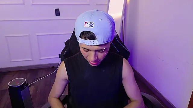 Justyn Ross online show from October 6, 2025, 8:01 am