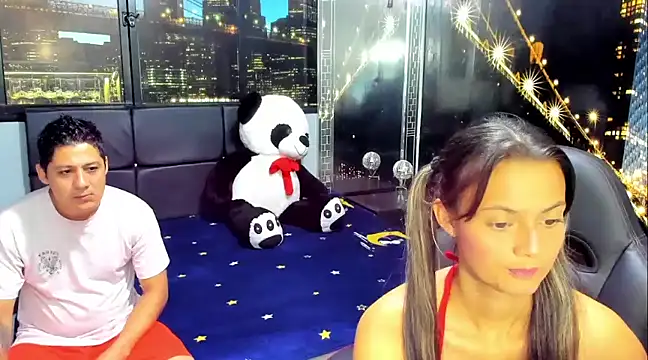 ValentinaAndTerry online show from December 27, 2024, 10:01 am