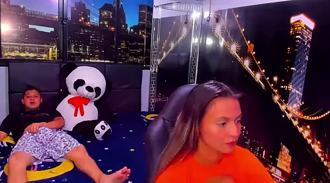 ValentinaAndTerry online show from January 7, 2025, 4:50 am