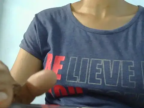 Snapshot of Thimiralagi chatting on April 4, 2026, 4:15 pm Thimiralagi online show from April 4, 2026, 4:15 pm