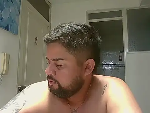 GABRIELGARCIA1313 online show from April 2, 2026, 4:37 pm