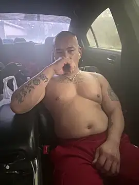 EatMyCake831 online show from December 28, 2024, 5:46 pm