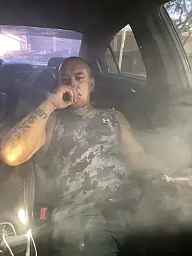 EatMyCake831 online show from January 8, 2025, 10:27 pm