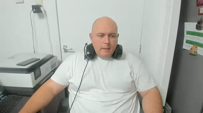 BigromeoXX online show from December 10, 2024, 7:11 pm