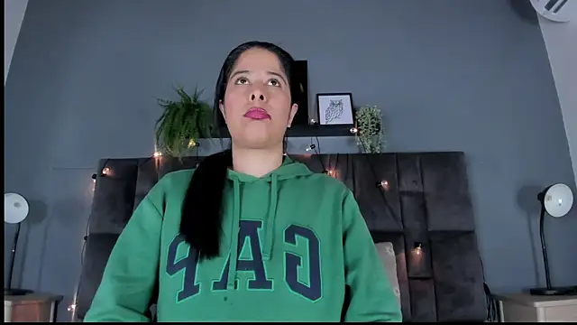 DulceAurora   online show from March 24, 2026, 2:49 am