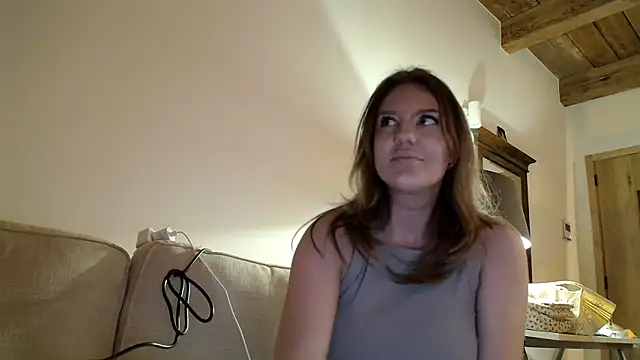 Snapshot of Nina24 chatting on March 12, 2025, 9:45 pm Nina24 online show from March 12, 2025, 9:45 pm