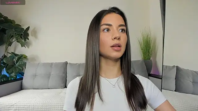 Snapshot of NicoleLuv chatting on December 4, 2024, 1:09 pm NicoleLuv online show from December 4, 2024, 1:09 pm