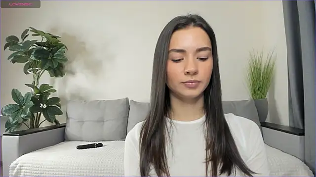 Snapshot of NicoleLuv chatting on January 22, 2025, 1:11 pm NicoleLuv online show from January 22, 2025, 1:11 pm