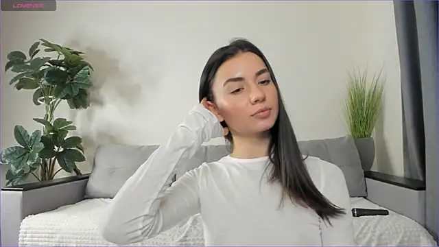 Snapshot of NicoleLuv chatting on January 22, 2025, 7:13 pm NicoleLuv online show from January 22, 2025, 7:13 pm