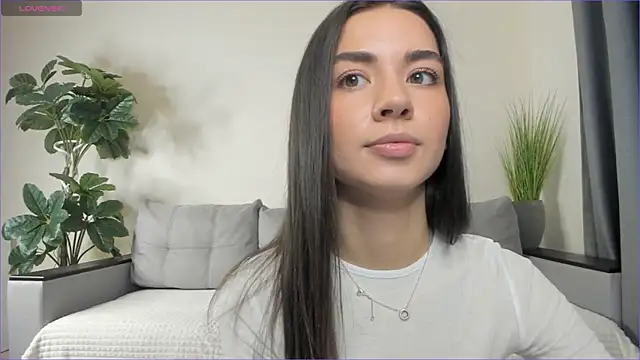 Snapshot of NicoleLuv chatting on January 23, 2025, 1:13 pm NicoleLuv online show from January 23, 2025, 1:13 pm