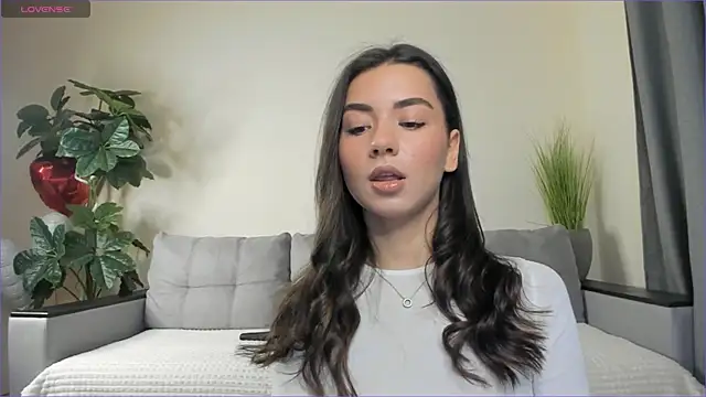 Snapshot of NicoleLuv chatting on February 24, 2025, 1:10 pm NicoleLuv online show from February 24, 2025, 1:10 pm