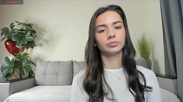 Snapshot of NicoleLuv chatting on February 27, 2025, 1:07 pm NicoleLuv online show from February 27, 2025, 1:07 pm